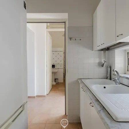 Estay - Beachside - Vista