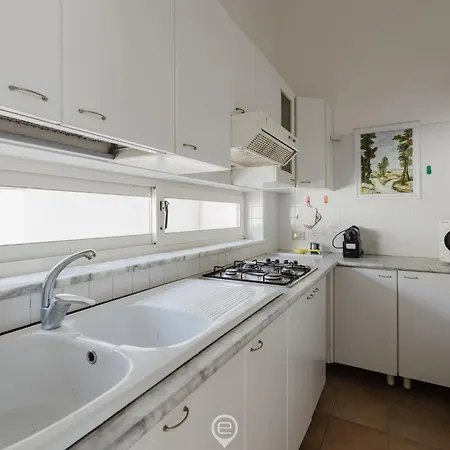 Estay - Beachside - Vista Torre Grande