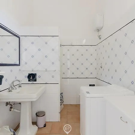 Estay - Beachside - Vista