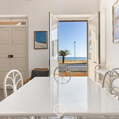 Apartman Estay - Beachside - Vista Torre Grande